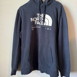 The North Face men’s hoodie